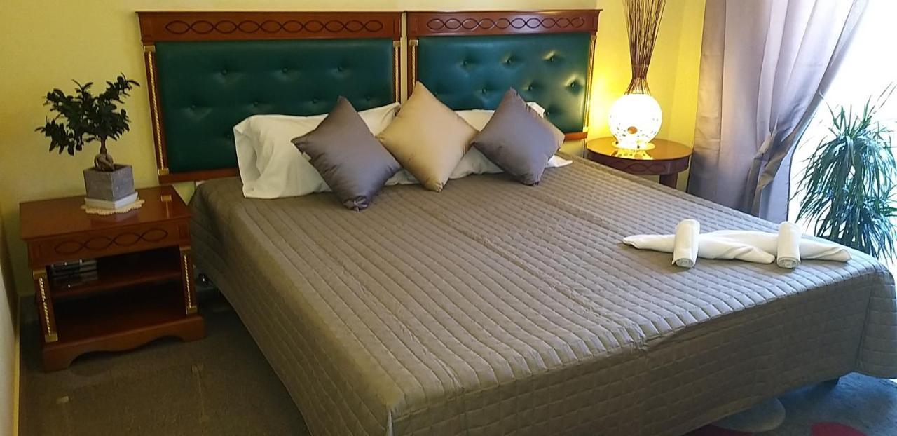 וילה סן ג'ובאני Hotel La Conca מראה חיצוני תמונה