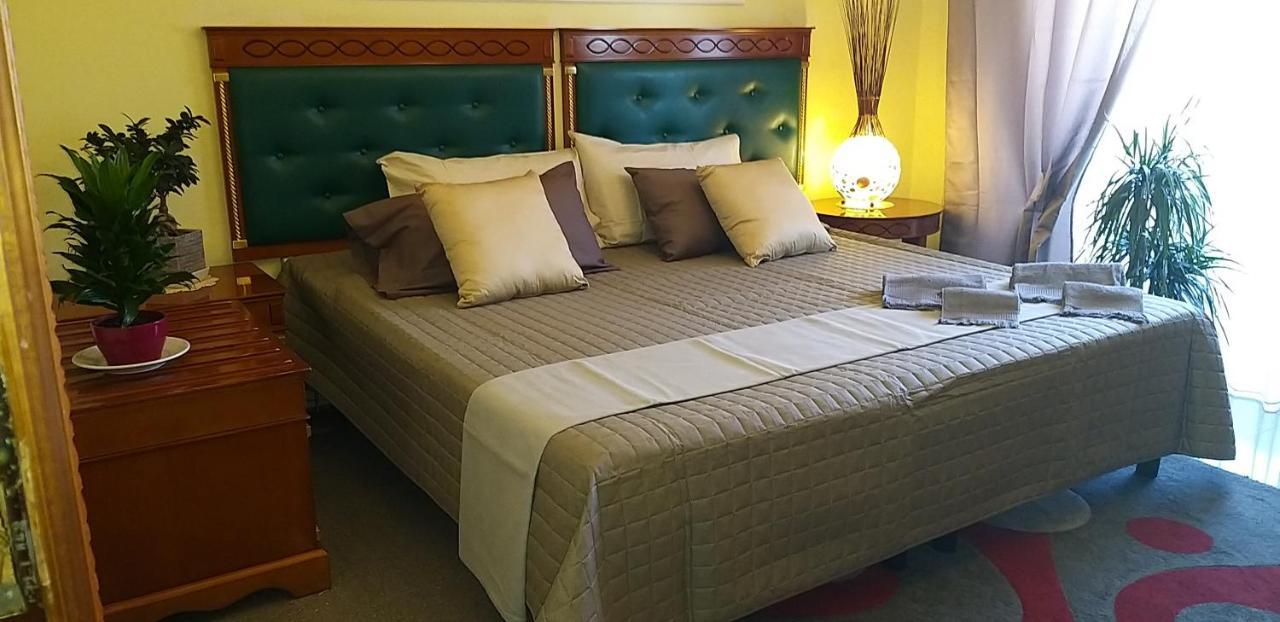 וילה סן ג'ובאני Hotel La Conca מראה חיצוני תמונה