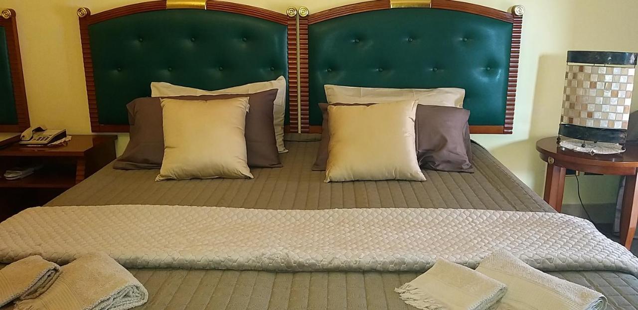 וילה סן ג'ובאני Hotel La Conca מראה חיצוני תמונה