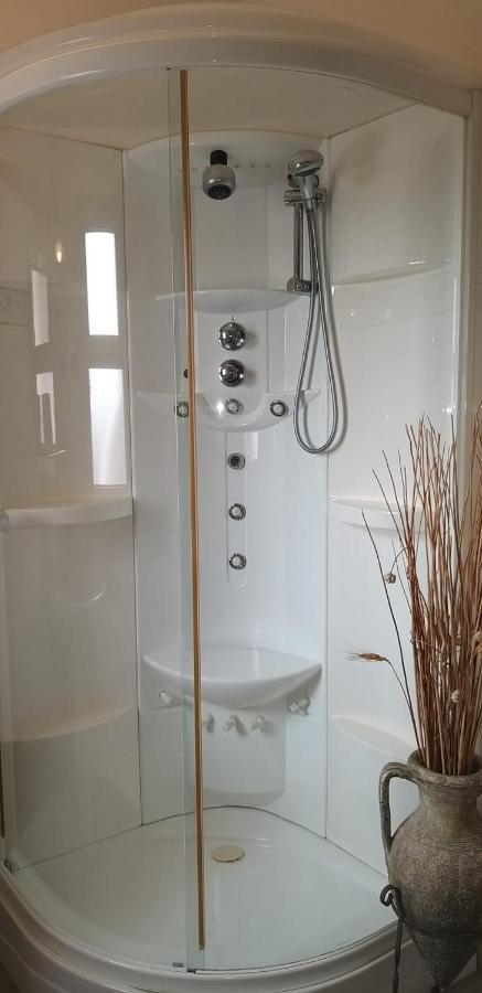 וילה סן ג'ובאני Hotel La Conca מראה חיצוני תמונה