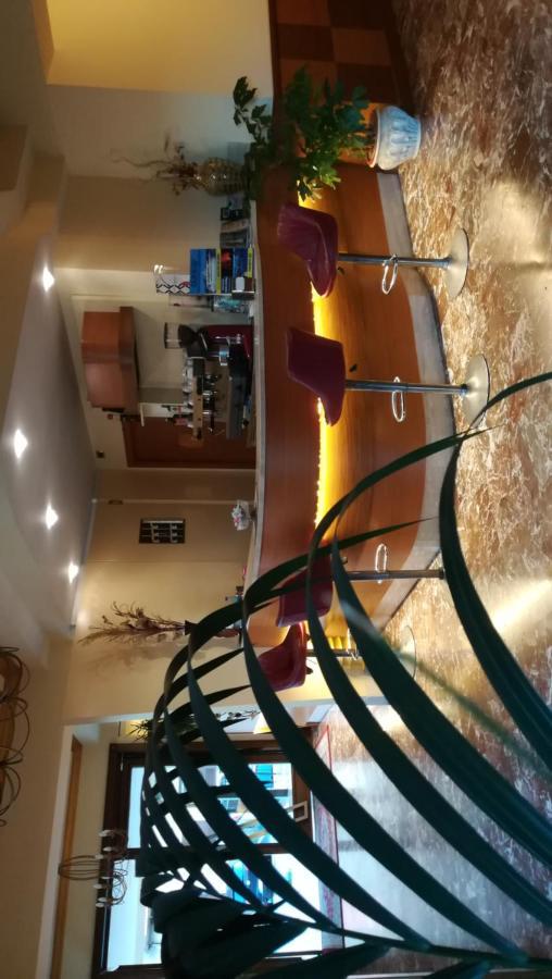 וילה סן ג'ובאני Hotel La Conca מראה חיצוני תמונה
