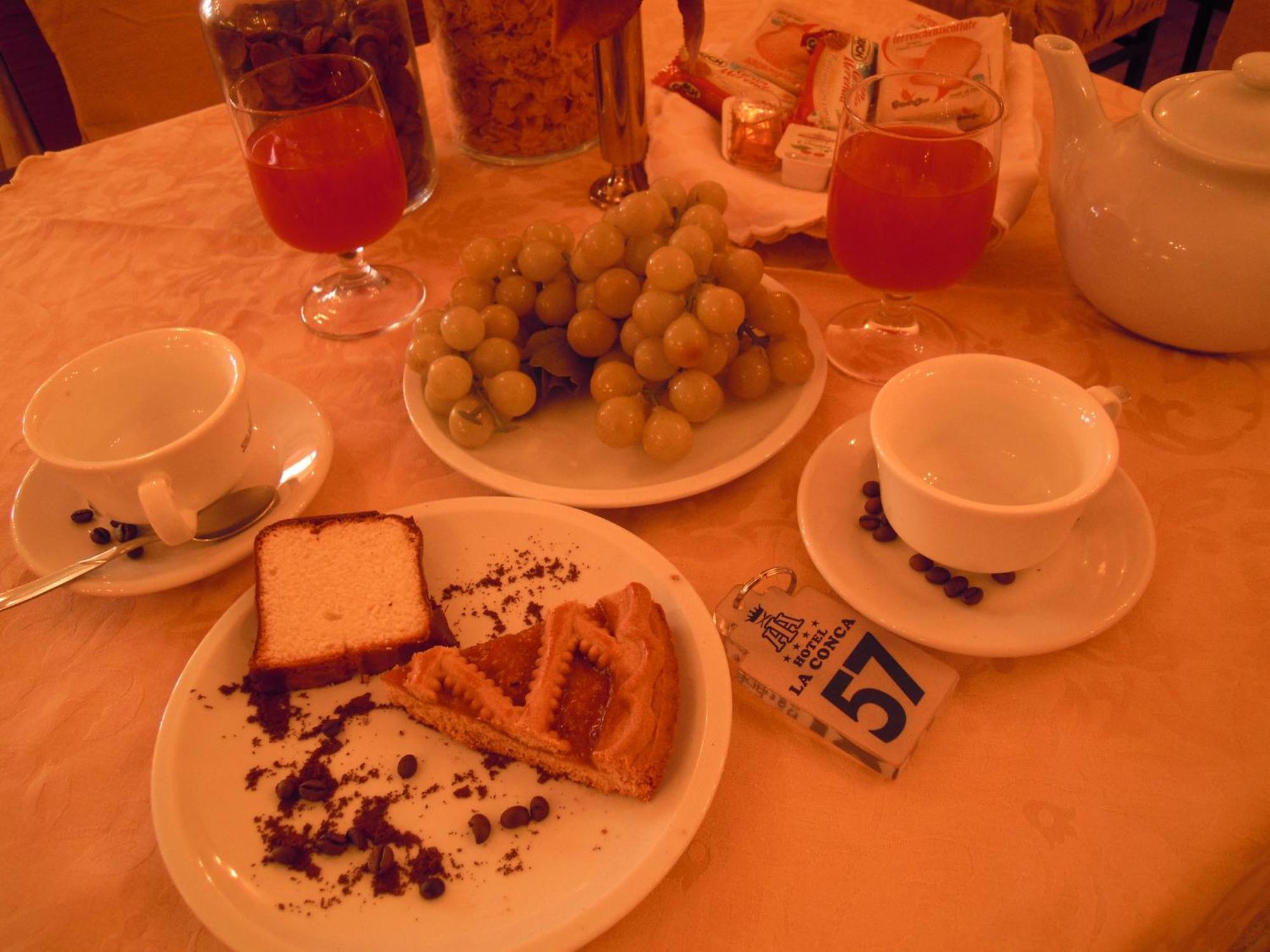 וילה סן ג'ובאני Hotel La Conca מראה חיצוני תמונה