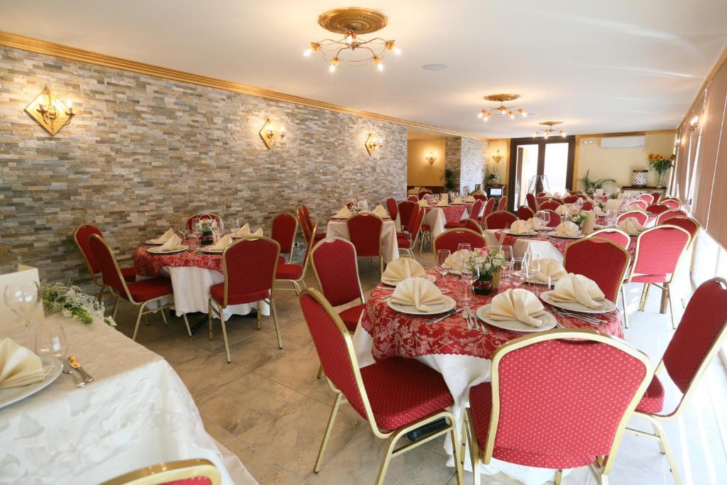 וילה סן ג'ובאני Hotel La Conca מראה חיצוני תמונה