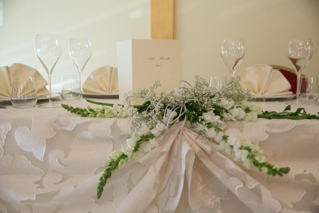 וילה סן ג'ובאני Hotel La Conca מראה חיצוני תמונה