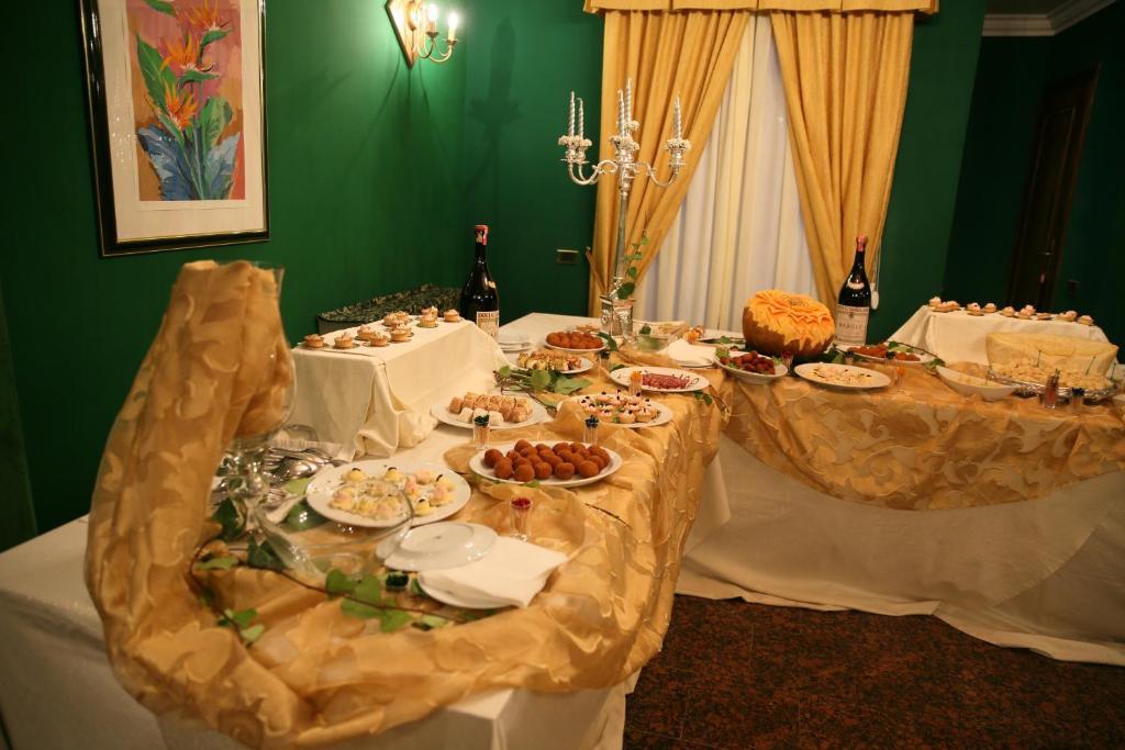 וילה סן ג'ובאני Hotel La Conca מראה חיצוני תמונה