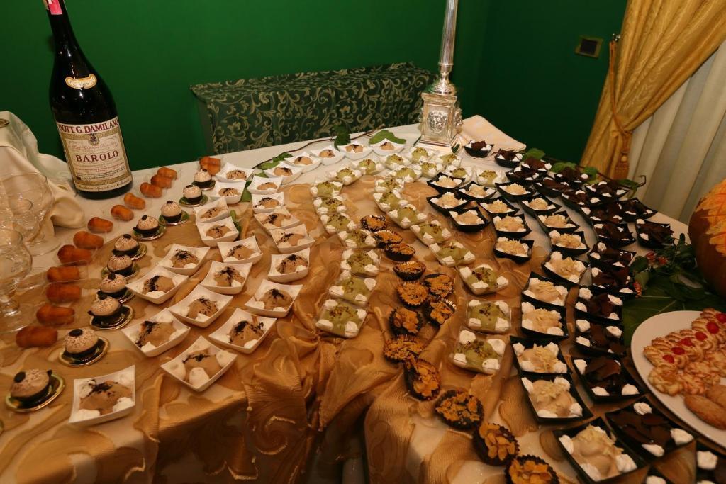 וילה סן ג'ובאני Hotel La Conca מראה חיצוני תמונה